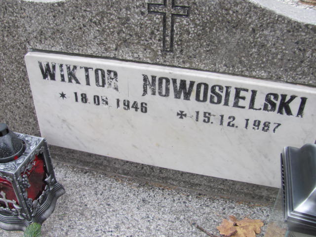 Wiktor Nowosielski 1946 Nowy Sącz - Grobonet - Wyszukiwarka osób pochowanych