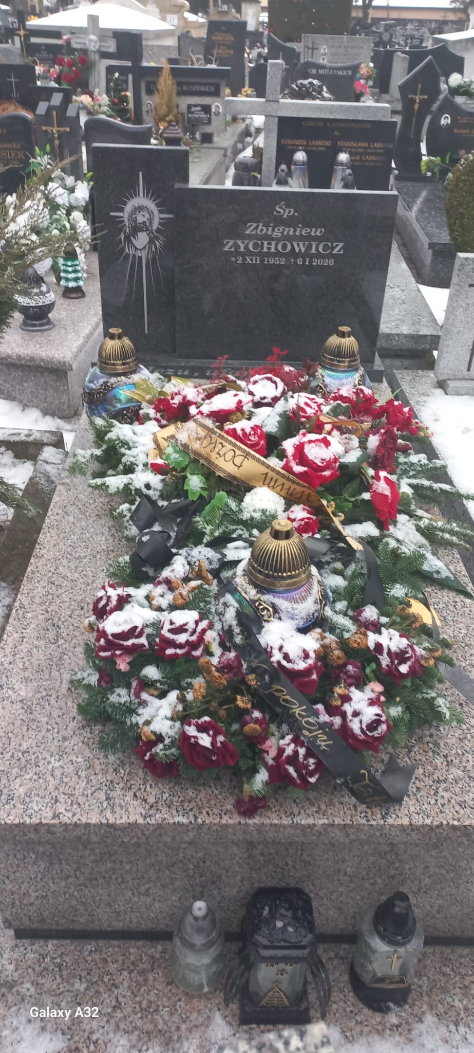Zbigniew Zychowicz 1952 Nowy Sącz - Grobonet - Wyszukiwarka osób pochowanych