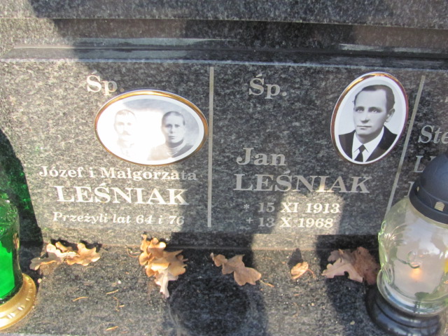 Jan Leśniak 1913 Nowy Sącz - Grobonet - Wyszukiwarka osób pochowanych