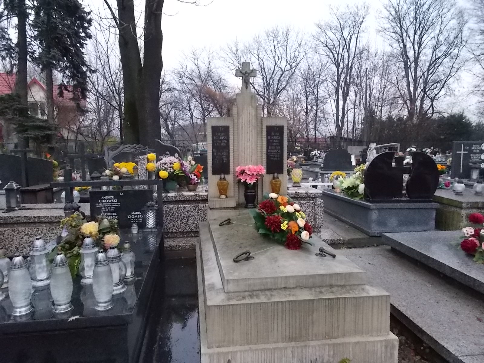 Grób Eugenia Romańska