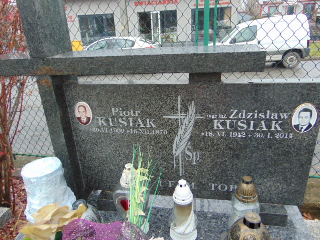 Zdzisław Kusiak 1942 Nowy Sącz - Grobonet - Wyszukiwarka osób pochowanych