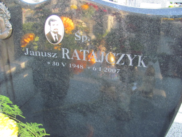 Janusz Ratajczyk 1948 Nowy Sącz - Grobonet - Wyszukiwarka osób pochowanych