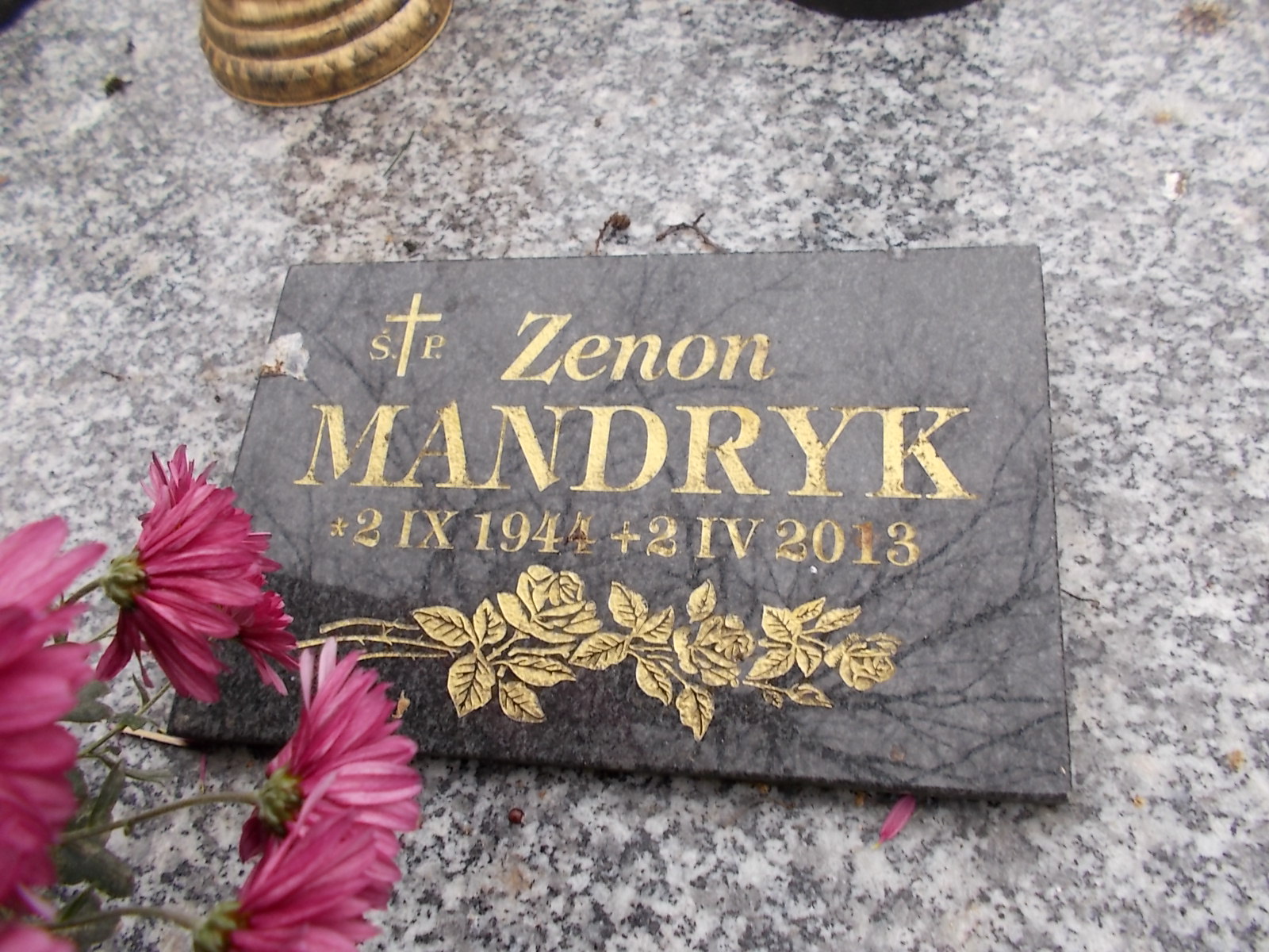 Zenon Mandryk 1944 Nowy Sącz - Grobonet - Wyszukiwarka osób pochowanych