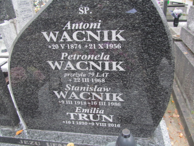 Emilia Trun 1930 Nowy Sącz - Grobonet - Wyszukiwarka osób pochowanych