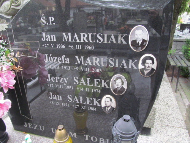 Józefa Marusiak 1913 Nowy Sącz - Grobonet - Wyszukiwarka osób pochowanych