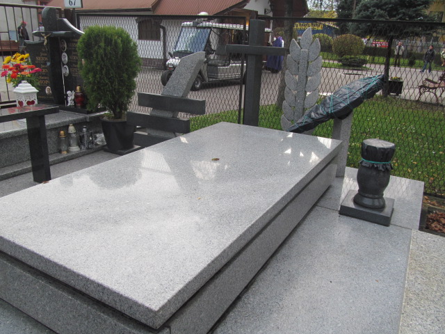 Mieczysław Leśniak 1932 Nowy Sącz - Grobonet - Wyszukiwarka osób pochowanych