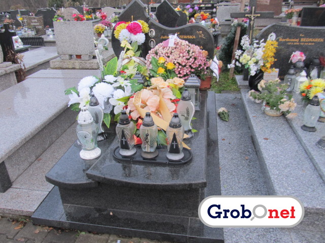 Grób Władysław Olszewski